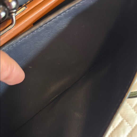 Coach - Elegant Army Green Leather Crossbody Bag - Picture 7 of 11